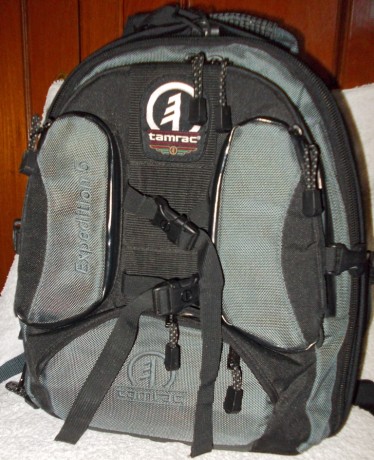 Vendo equipo fotografico, compuesto de:
Camara Nikon D300 con objetivo Tamron SP Af 17-50 F2/8 XR LD aspherical 31