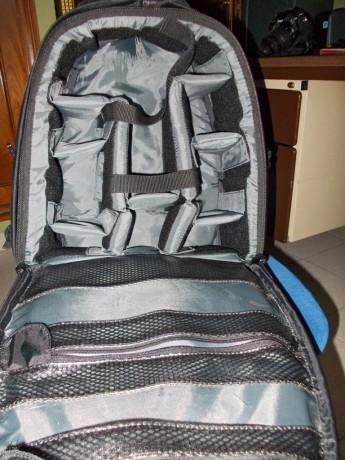 Vendo equipo fotografico, compuesto de:
Camara Nikon D300 con objetivo Tamron SP Af 17-50 F2/8 XR LD aspherical 30