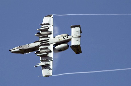 Pues eso, en este hilo pretendo deleitaros como amantes de los aviones de combate que sois muchos, con 100