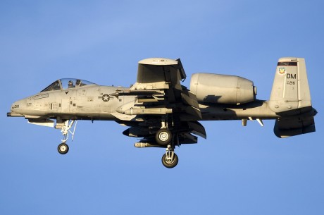 Pues eso, en este hilo pretendo deleitaros como amantes de los aviones de combate que sois muchos, con 112