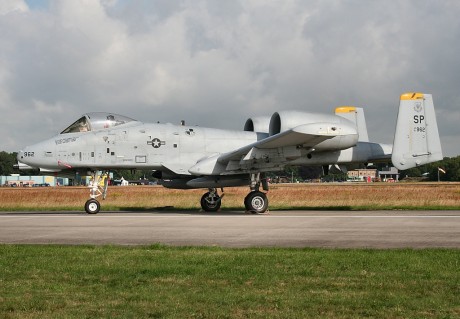 Pues eso, en este hilo pretendo deleitaros como amantes de los aviones de combate que sois muchos, con 111