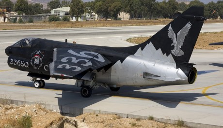 Pues eso, en este hilo pretendo deleitaros como amantes de los aviones de combate que sois muchos, con 151