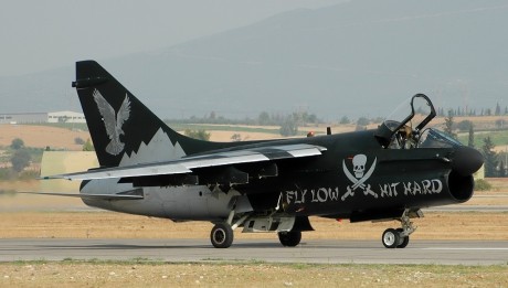 Pues eso, en este hilo pretendo deleitaros como amantes de los aviones de combate que sois muchos, con 171