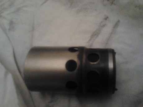 Muy buenas, ¿hay alguien que pueda decirme como  desmontar la valvula de gases de una winchester sx3? 01