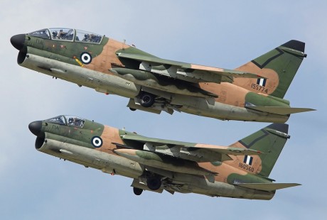 Pues eso, en este hilo pretendo deleitaros como amantes de los aviones de combate que sois muchos, con 11