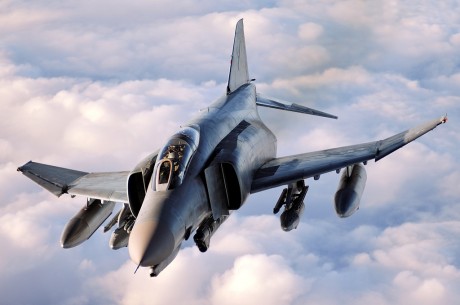 Pues eso, en este hilo pretendo deleitaros como amantes de los aviones de combate que sois muchos, con 60