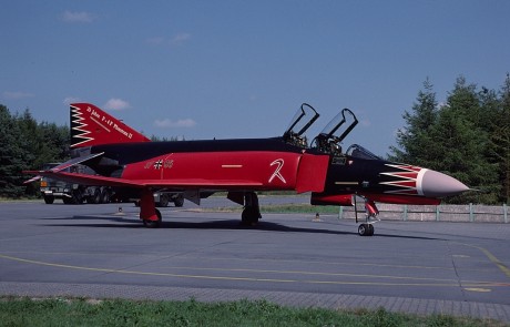 Pues eso, en este hilo pretendo deleitaros como amantes de los aviones de combate que sois muchos, con 72