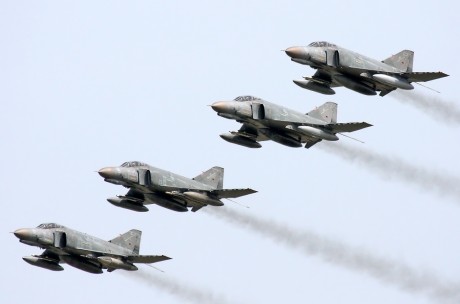 Pues eso, en este hilo pretendo deleitaros como amantes de los aviones de combate que sois muchos, con 82