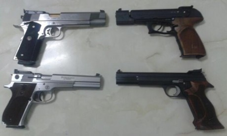 Hola compañ@ros.

E adquerido en poco tiempo esta colección de joyas:  SVI Infinity  Scepter,H&K P9S,S&W 00