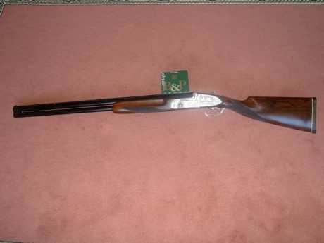Buenos dias.
Vendo escopeta superpuesta F. SARRIUGARTE mod. EXCELSIOR, de caza, Cal. 12/70, cañones ventilados 02