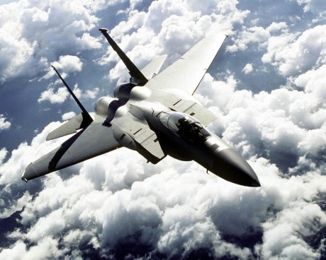Pues eso, en este hilo pretendo deleitaros como amantes de los aviones de combate que sois muchos, con 140