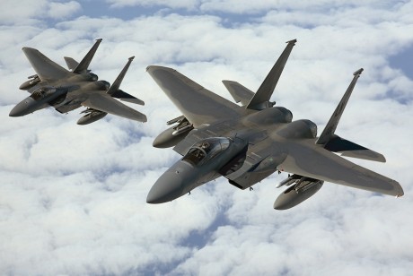 Pues eso, en este hilo pretendo deleitaros como amantes de los aviones de combate que sois muchos, con 21