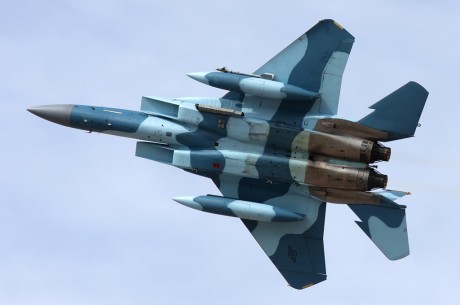 Pues eso, en este hilo pretendo deleitaros como amantes de los aviones de combate que sois muchos, con 32