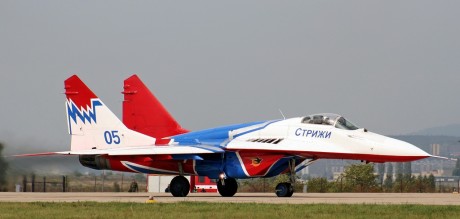Pues eso, en este hilo pretendo deleitaros como amantes de los aviones de combate que sois muchos, con 70