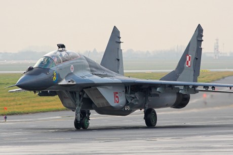 Pues eso, en este hilo pretendo deleitaros como amantes de los aviones de combate que sois muchos, con 161