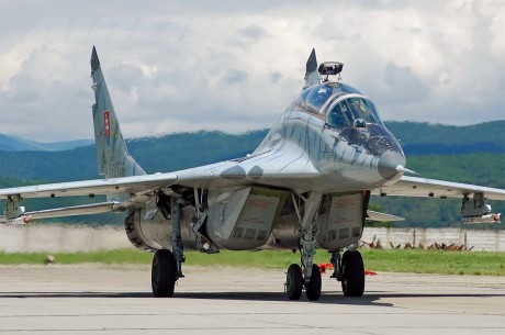 Pues eso, en este hilo pretendo deleitaros como amantes de los aviones de combate que sois muchos, con 170