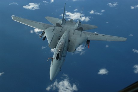 Pues eso, en este hilo pretendo deleitaros como amantes de los aviones de combate que sois muchos, con 70