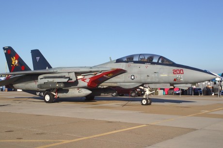 Pues eso, en este hilo pretendo deleitaros como amantes de los aviones de combate que sois muchos, con 80