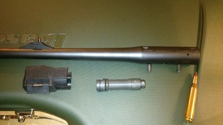 Cambio un cañon Blaser de calibre 6,5x68 con cargador y cabezal para calibres ME, practicamente nuevos 02