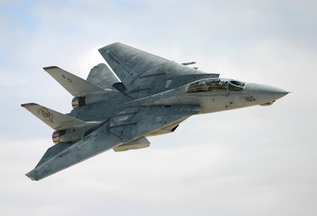 Pues eso, en este hilo pretendo deleitaros como amantes de los aviones de combate que sois muchos, con 131
