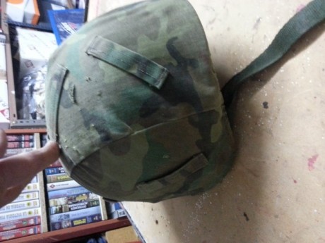 Hola, estoy buscando cascos de combate españoles, preferiblemente de los de fibra modelos MARTE,Y/O de 121