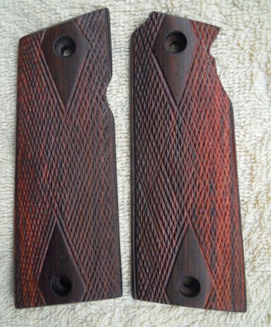 Vendo cachas para pistolas Star, tipo A - B, y sus variantes AS, BS. También para Llama, variantes y clones 20