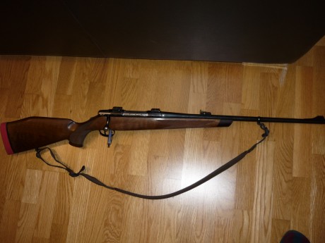 Pues lo dicho vendo rifle Sauer 90 calibre 30-06 , con bases apel, puntos de mira de fibra optica Williams, 52