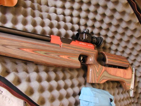 !!! REBAJADA !!!  Hola a todos, Vendo esta estupensa carabina de alta competicion " STEYR MANNLICHER 00