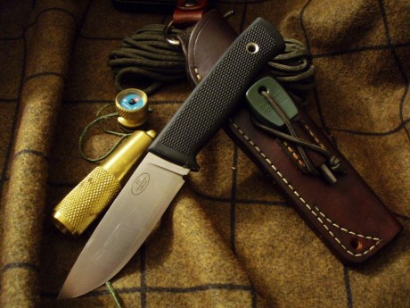 Hola, quiero autoregalarme un cuchillo de supervivencia. He estado viendo los Aitor Jungle King I y II 10