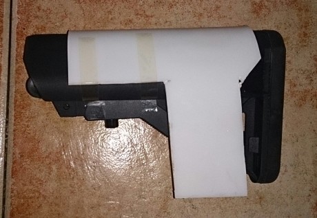Alguna idea sobre cómo hacer una carrillera para este culatin?? 

Yo estoy pensando en kydex para la propia 80