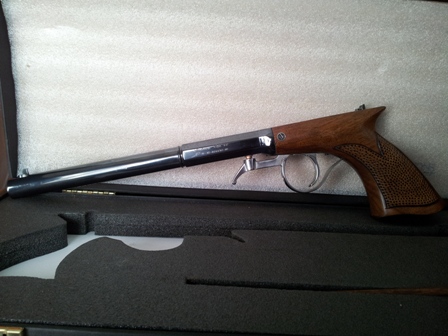 vendo una pistola underhammer de ardesa cal.40
Comprada hace menos de un año para probar en armas historicas 00