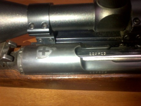 vendo K31.Rifle muy preciso , numeracion coincidente en todas sus partes. Con base para visor acero y 00