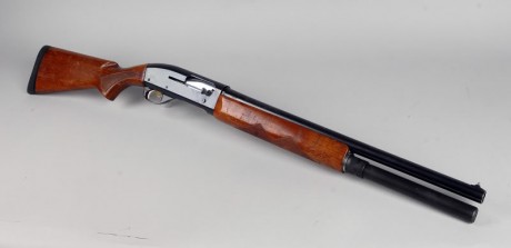 Hola, recientemente he adquirido la Remington 1100 que estaba a la venta en la Armería Navas, para mí 12