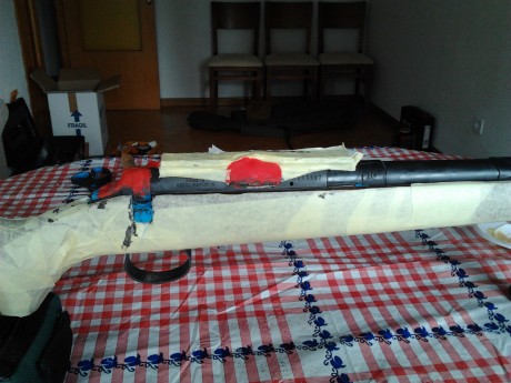 A ver si me podeis ayudar.

Yo tiro siempre a 100 mts tendido tipo mini  F-class. Uso una CZ 452 varmint.
El 12