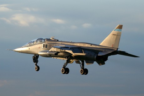 Pues eso, en este hilo pretendo deleitaros como amantes de los aviones de combate que sois muchos, con 171