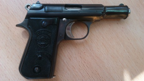 Vendo Pistola Astra Modelo 4000 del calibre 9 corto para guiar con Licencia Tipo A o B. El arma está en 02