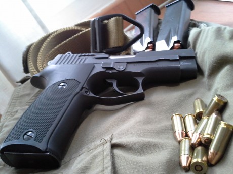 Hola,he abierto este hilo para que todos aquellos que tengais armas Españolas,podais lucirlas aqui con 152