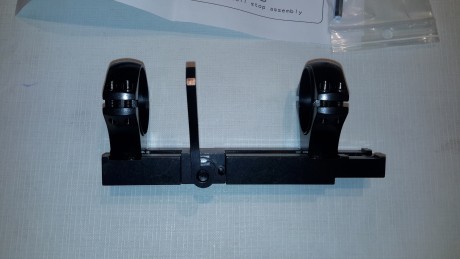 Vendo montura original Sako TRG QD, nuevas a estrenar. Son de montaje rapido.
Sirven para carril original 01