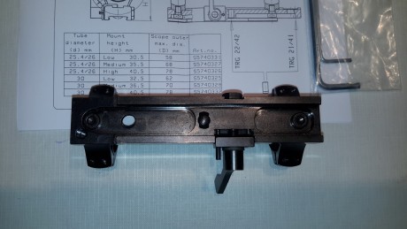 Vendo montura original Sako TRG QD, nuevas a estrenar. Son de montaje rapido.
Sirven para carril original 10