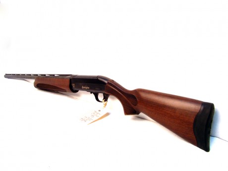 Hola, recientemente he adquirido la Remington 1100 que estaba a la venta en la Armería Navas, para mí 90