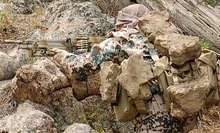 Agujeros de ratas, snipers holes, troneras o como le quieran llamar. Francotirador urbano el reto insuperable.

Un 141