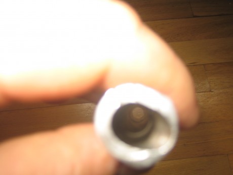  a90 007.jpg algun experto me puede decir porque esta cañon esta comido por el centro.es asi o esta roto 00