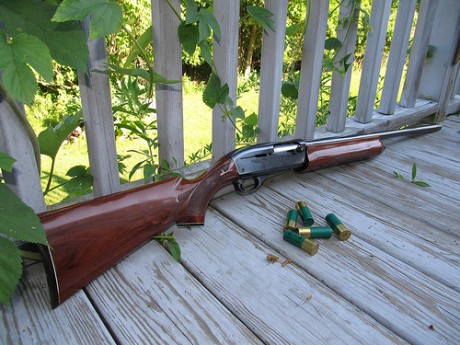 Hola, recientemente he adquirido la Remington 1100 que estaba a la venta en la Armería Navas, para mí 111