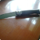 Mi primera Opinel fue una Nº8 que por casualidad me encontré tirada en el campo, llena de barro y medio 02