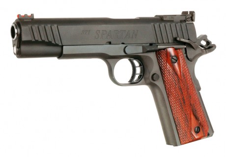 bueno ya en otra ocasion pregunte por este arma, pero ni dios debe de tenerla, veo en un par de armerias 10