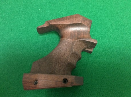 Vendo Cacha talla M para Walther LP300, completamente nueva a estrenar en su funda original. La vendo 00