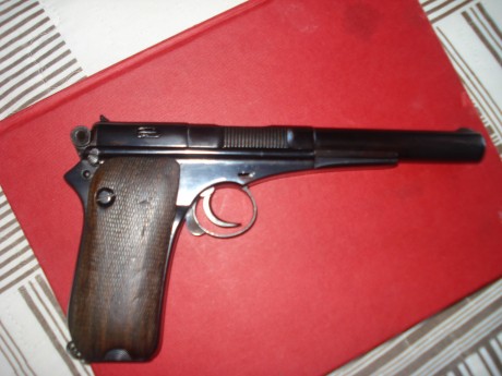 Hola,he abierto este hilo para que todos aquellos que tengais armas Españolas,podais lucirlas aqui con 00