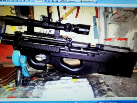 ¿Algún sitio donde las vendan bullpup de polímero (plástico duro negro)? Los que las hacen aqui se piensan 110