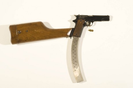 Hace unos días encontré por casualidad en una web extranjera un arma a la venta que hacía muchos años 41