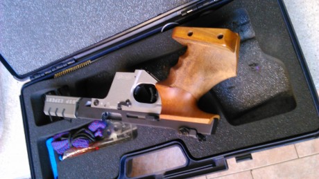 Buenas. Por cambio de modalidad pongo en venta mis armas 
Walther gsp expert comprada en 2012 , en muy 40